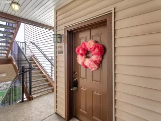 Photo #1: 221600916 Listing 