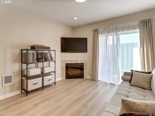 Photo #3: 221600916 Listing 