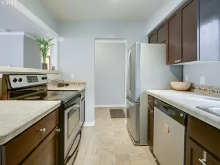 Photo #3: 22161425 Listing