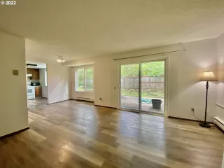 Photo #2: 22164488 Listing