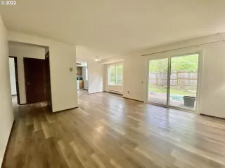 Photo #3: 22164488 Listing