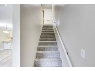 Photo #2: 22164632 Listing 