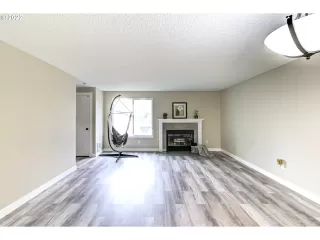 Photo #3: 22164632 Listing 