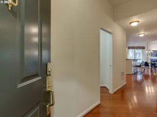 Photo #2: 22165561 Listing 