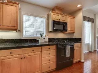 Photo #6: 22165561 Listing 