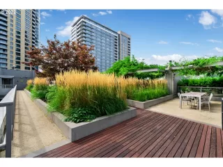 Photo #6: 22166106 Listing