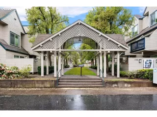 Photo #1: 22166390 Listing