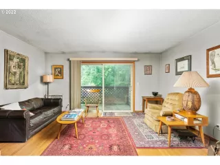 Photo #3: 22166390 Listing