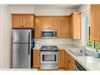 Photo #4: 22166732 Listing