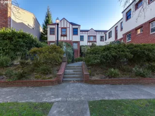 Photo #2: 22166932 Listing 