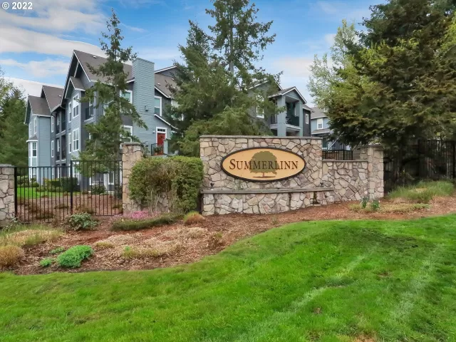 MLS: 22166983 Condo For Sale