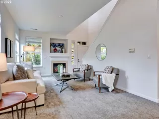 Photo #4: 22166983 Listing