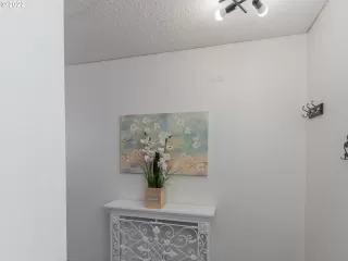 Photo #4: 22168092 Listing