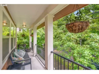 Photo #3: 22168103 Listing