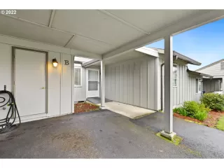 Photo #4: 22168281 Listing