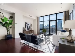 Photo #5: 22169245 Listing