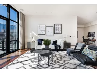 Photo #6: 22169245 Listing