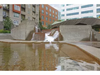 Photo #5: 22170788 Listing 