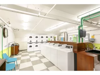 Photo #6: 22170788 Listing 