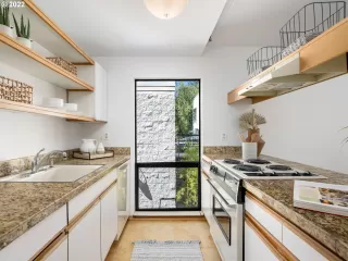 Photo #4: 22173466 Listing 