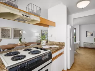 Photo #5: 22173466 Listing 