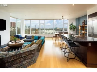 Photo #1: 22174252 Listing