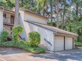 Photo #2: 22174866 Listing