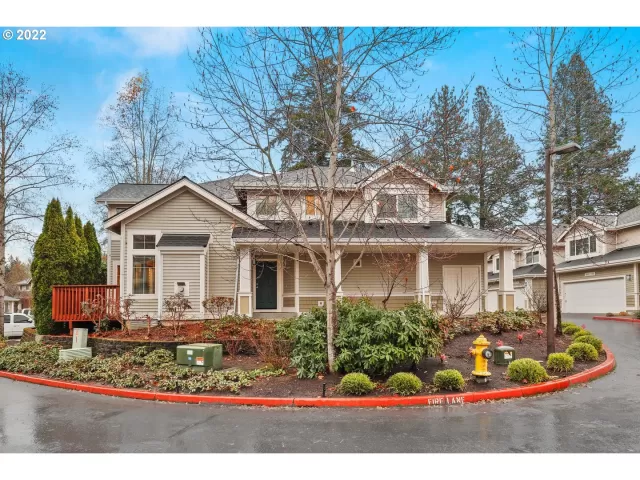 MLS: 22176958 Condo For Sale