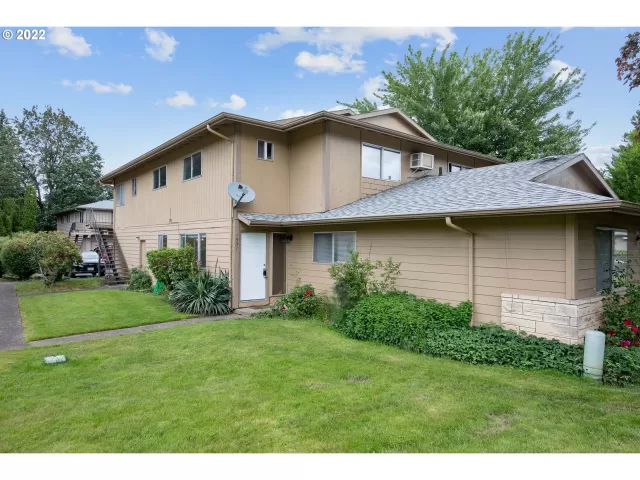 MLS: 22177928 Condo For Sale