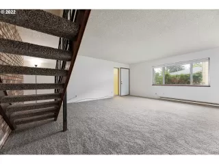 Photo #2: 22177928 Listing