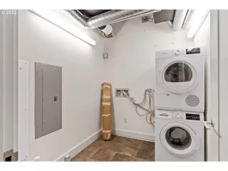 Photo #2: 22178184 Listing