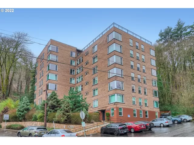 MLS: 22178927 Condo For Sale