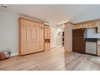 Photo #5: 22178927 Listing 