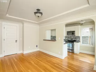 Photo #1: 22179049 Listing 