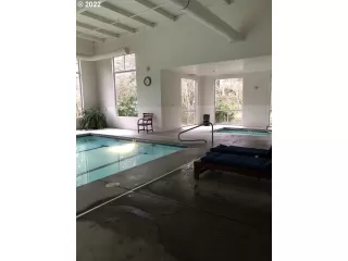 Photo #6: 22179357 Listing