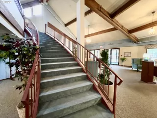 Photo #5: 22179616 Listing