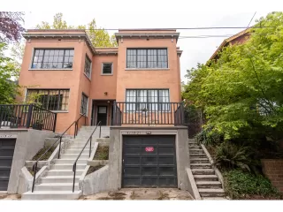 Photo #2: 22180140 Listing 