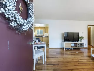 Photo #3: 22181274 Listing 