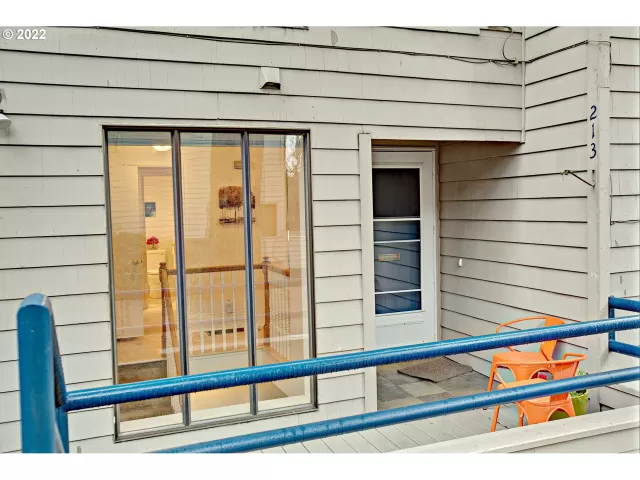 MLS: 22181391 Condo For Sale