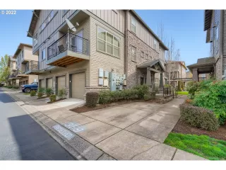 Photo #1: 22181524 Listing 