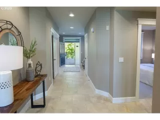 Photo #4: 22182489 Listing 