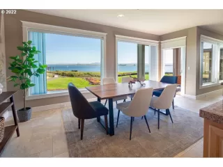 Photo #5: 22182489 Listing 