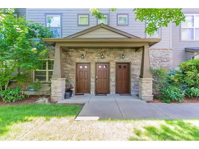 MLS: 22182755 Condo For Sale