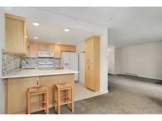 Photo #2: 22183738 Listing 