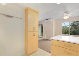 Photo #5: 22183738 Listing 