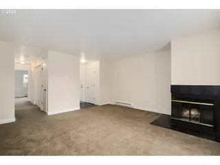 Photo #6: 22183738 Listing 