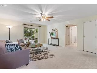 Photo #2: 22184041 Listing 