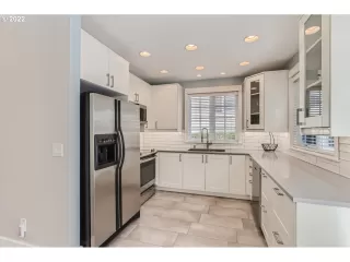 Photo #6: 22184171 Listing 