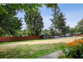 Photo #6: 22184489 Listing