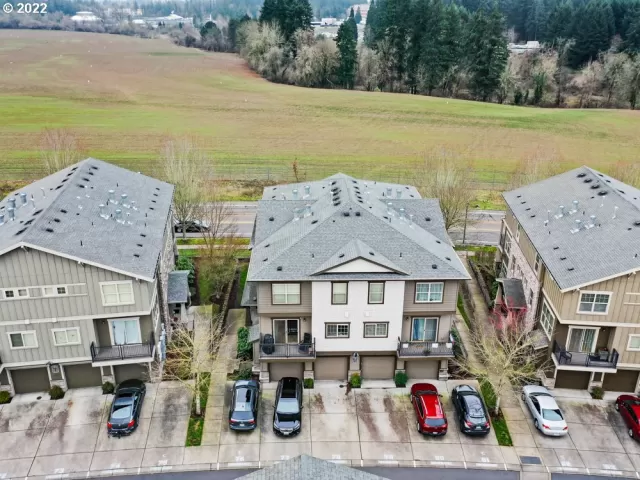 MLS: 22184979 Condo For Sale